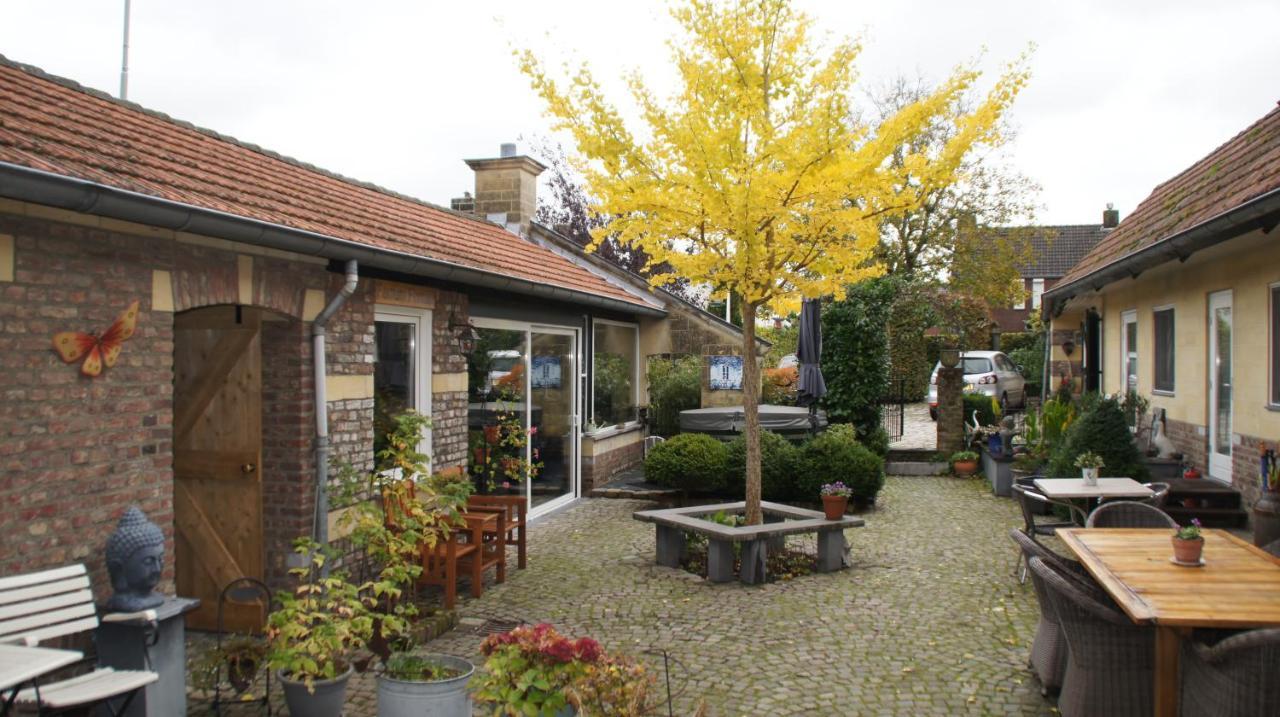 Ferrum Ferrum Valkenburg aan de Geul Esterno foto
