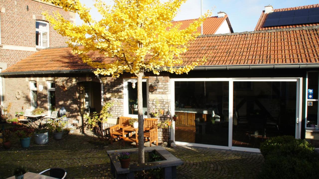 Ferrum Ferrum Valkenburg aan de Geul Esterno foto