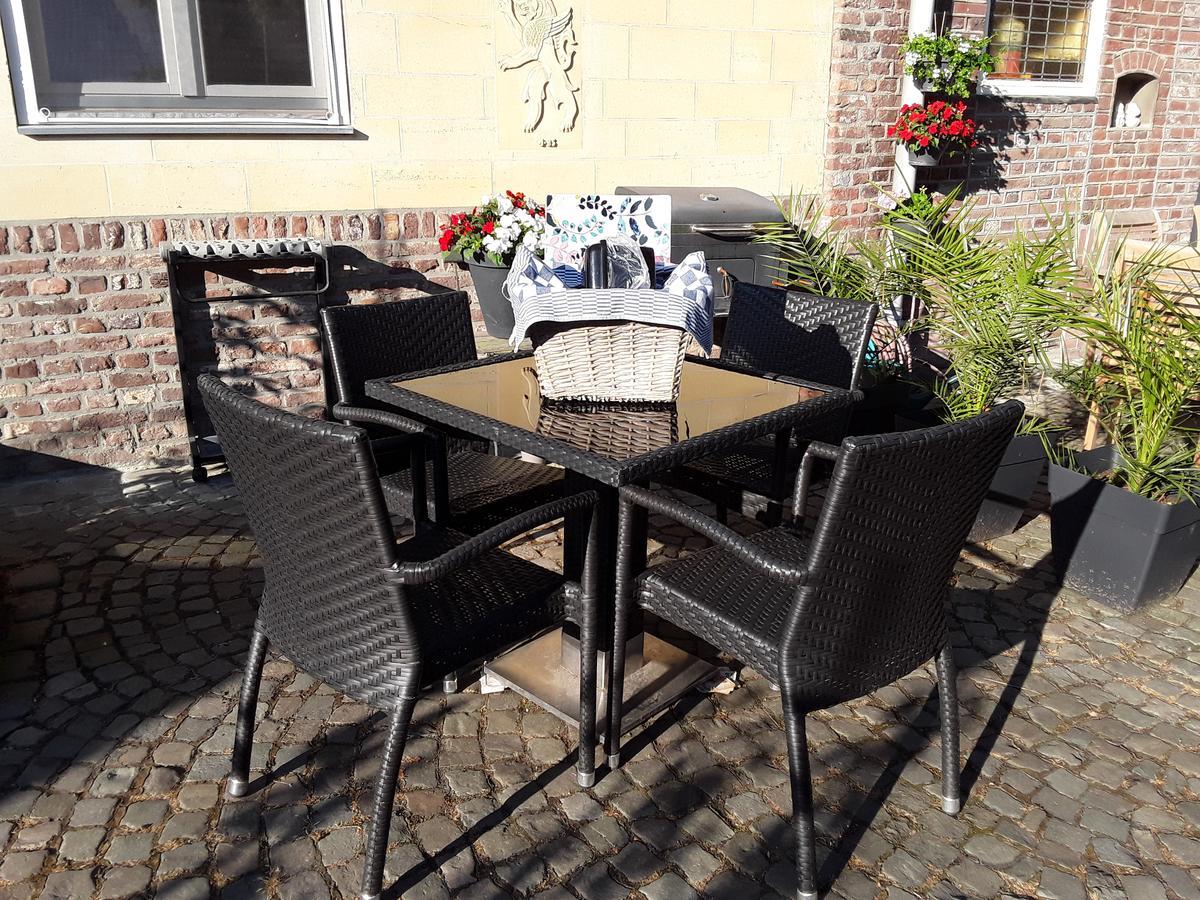 Ferrum Ferrum Valkenburg aan de Geul Esterno foto